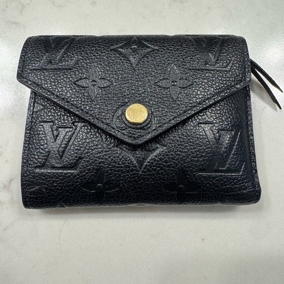 Louis Vuitton Black Victorine Wallet - Picture 2 of 9